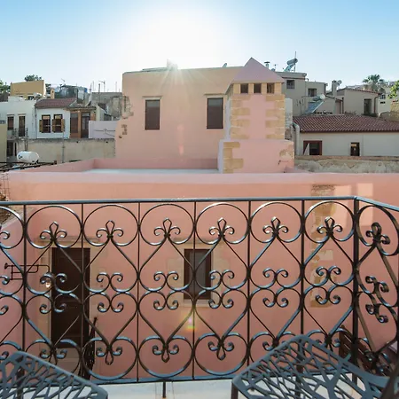 Serenissima Boutique Hotel