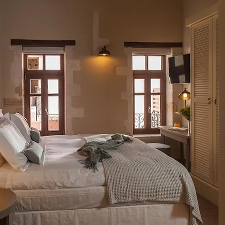 Serenissima Boutique Hotel