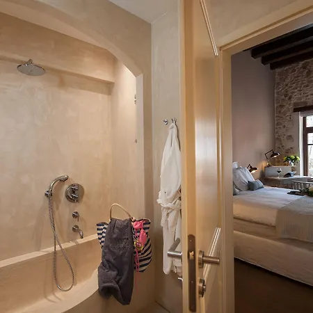Serenissima Boutique La Canea