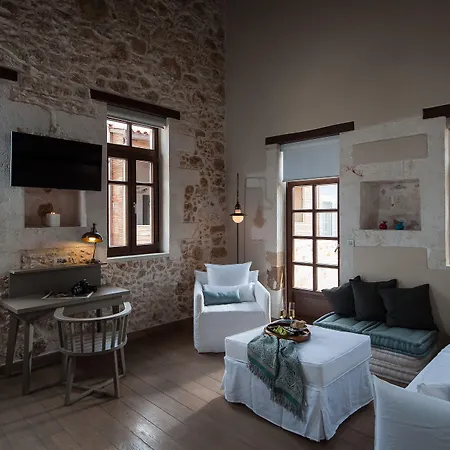 Отель Serenissima Boutique 5*