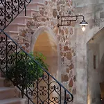 セレニッシマ ブティック ハニア