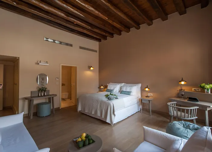 Serenissima Boutique Hotel