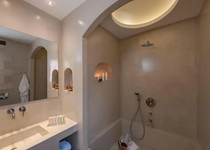 Serenissima Boutique Hotel