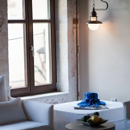 Serenissima Boutique Hriszí Aktí Haniá